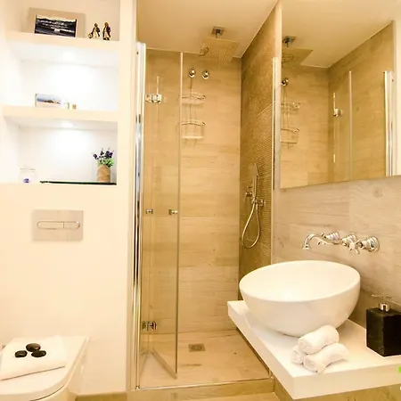 Apartment Elegant And Large Apartament Ctr *