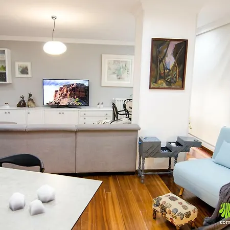 Elegant And Large Apartament Ctr Apartment *